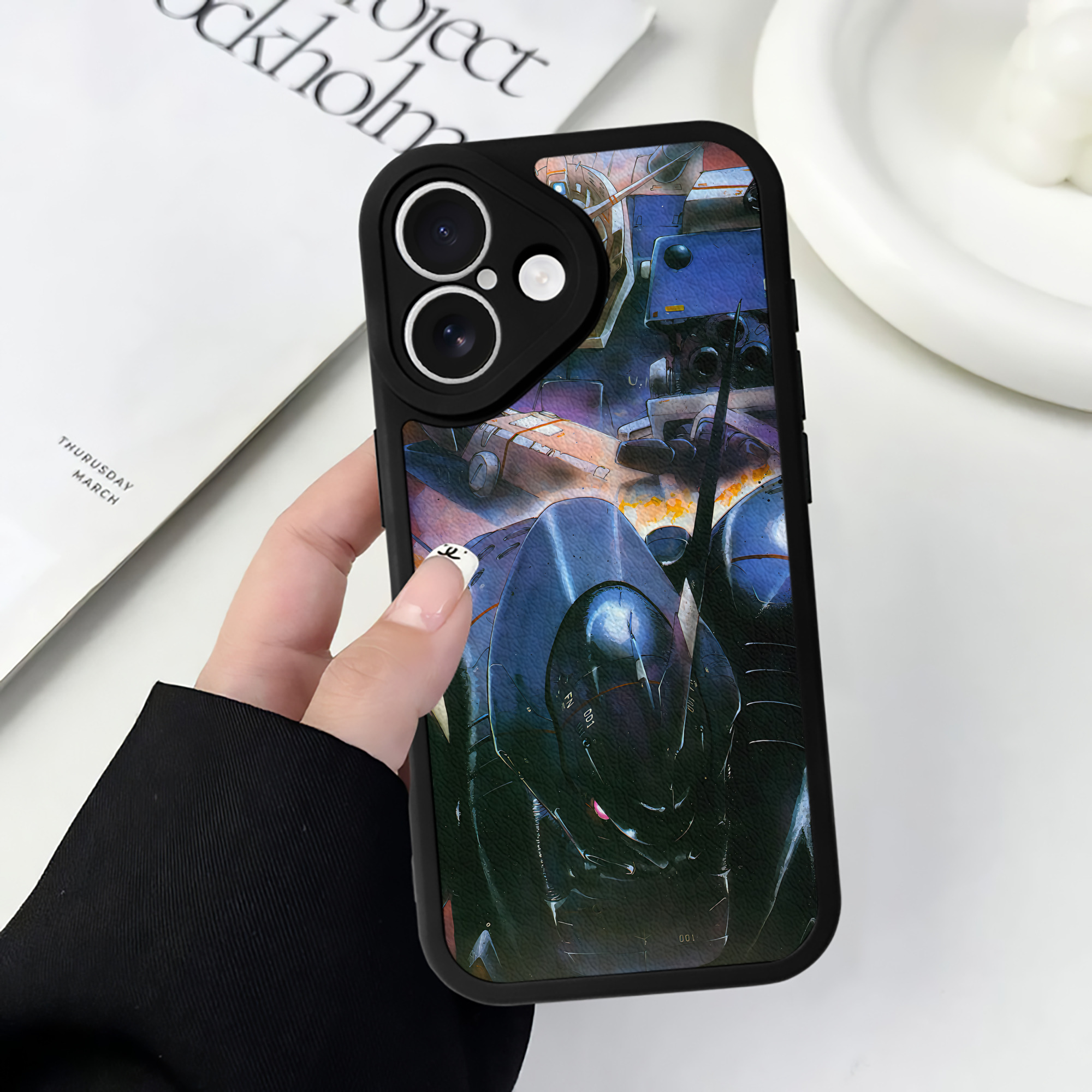 （画像用） 機動戦士ガンダム Mobile Suit Gundam 【iPhone 16シリーズ対応】シリコンスマホケース（レザー調） 材質：シリコン